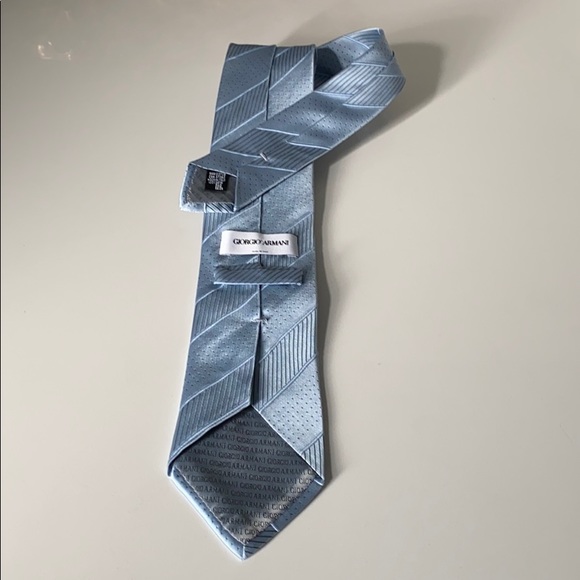 Giorgio Armani Light Blue Silk Tie - Picture 1 of 4